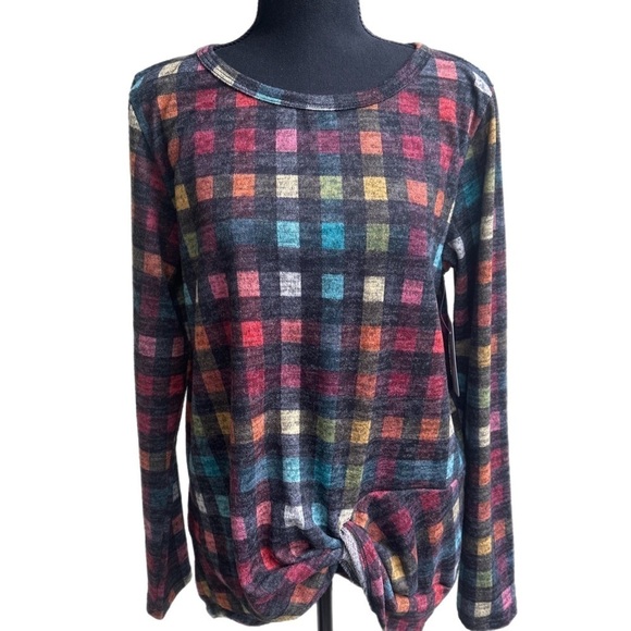 Multicolor Buffalo Check‎ Twist Front High Low Long Sleeve Top - Picture 1 of 10